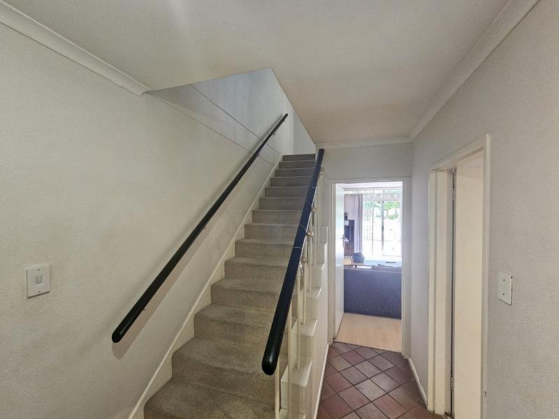 To Let 3 Bedroom Property for Rent in Rondebosch Western Cape